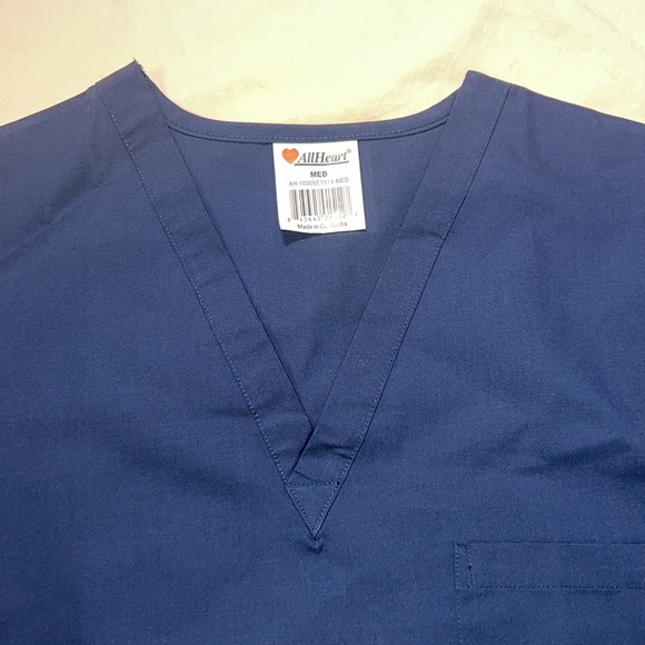 AllHeart V-Neck Top & Drawstring Pant Scrub Set - Picture 3 of 6